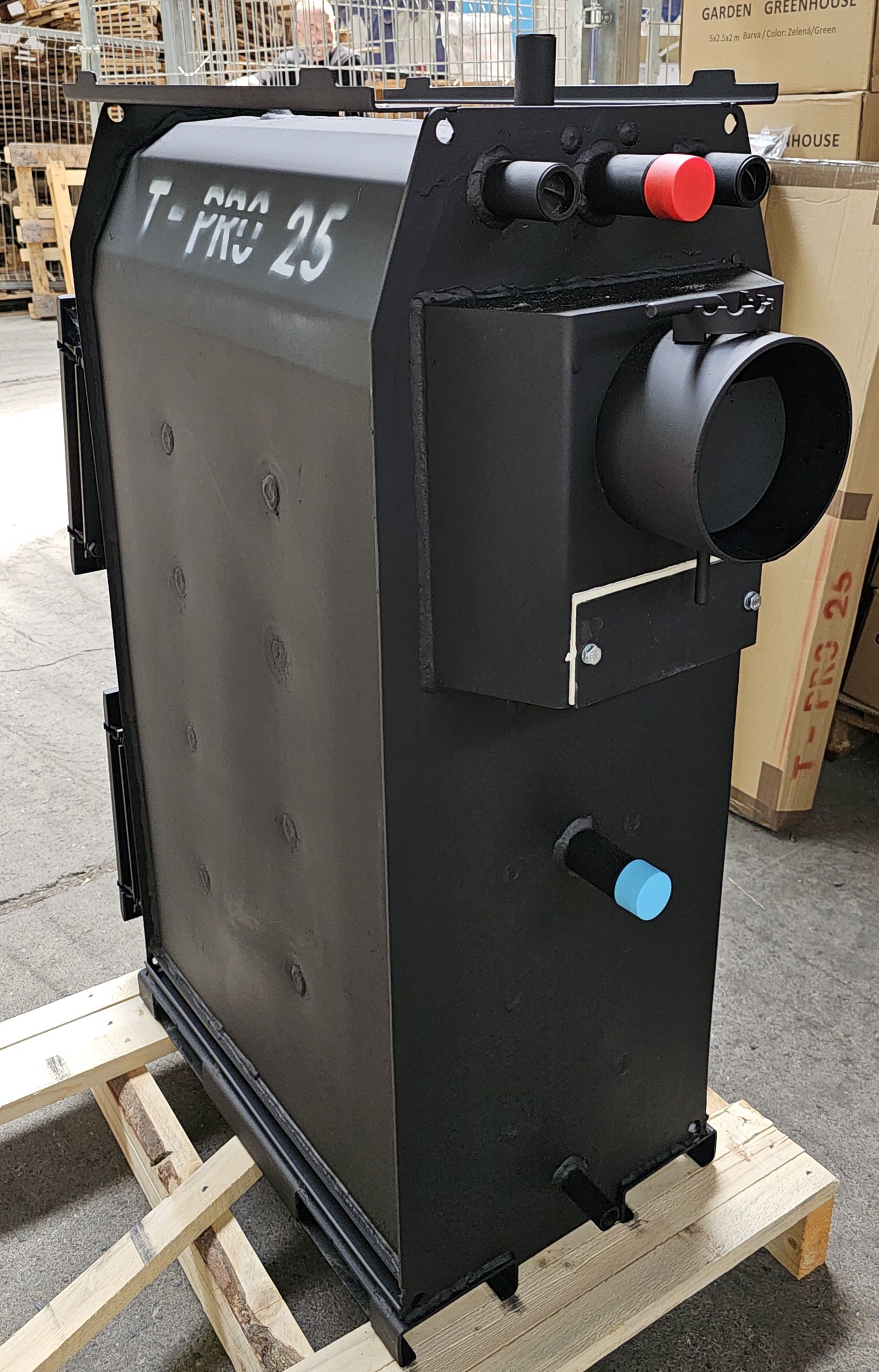 Termomont TKU 3-W PRO 25 kW — obsah dodávky, kotel s pláštěm a čisticí sadou